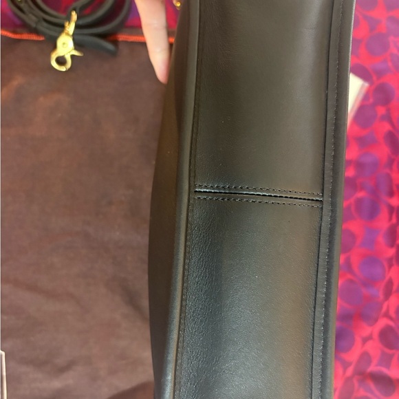 Vintage Coach Willis New With Tags & Paperwork - Picture 5 of 9